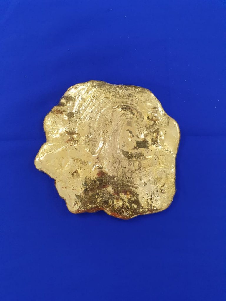 824 Gm Gold seized at Chennai Airport